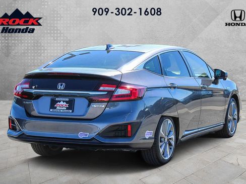 Certified 2019 Honda Clarity Plug-In Hybrid image 4
