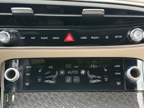 Used 2026 Genesis GV70 3.5T Sport Prestige image 22