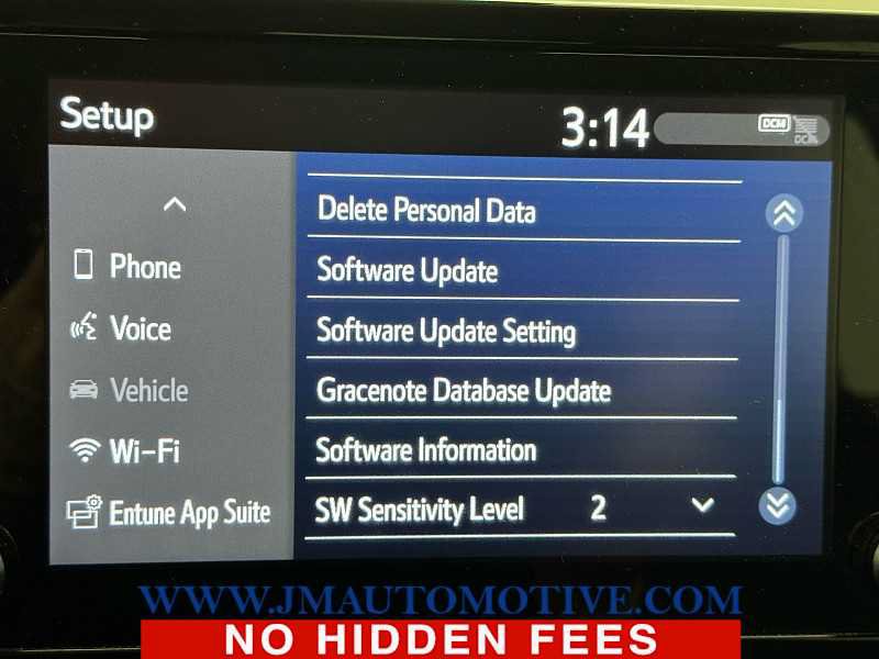 Used 2020 Toyota Corolla LE FWD image 29