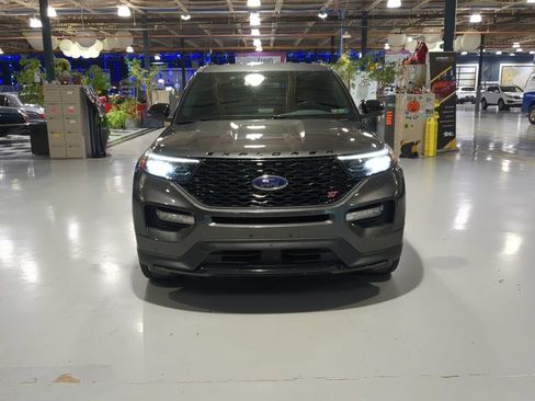 Used 2020 Ford Explorer ST w/ ST Street Pack AWD/4WD image 3
