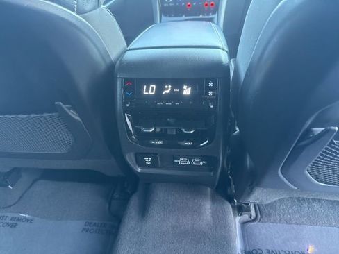 Certified 2022 Jeep Grand Cherokee L Overland image 34