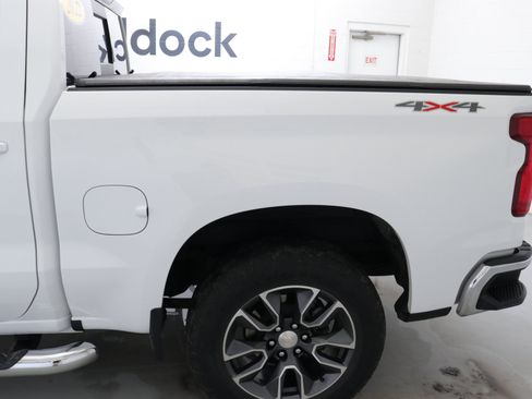 Used 2022 Chevrolet Silverado 1500 LT w/ All Star Edition Plus image 6