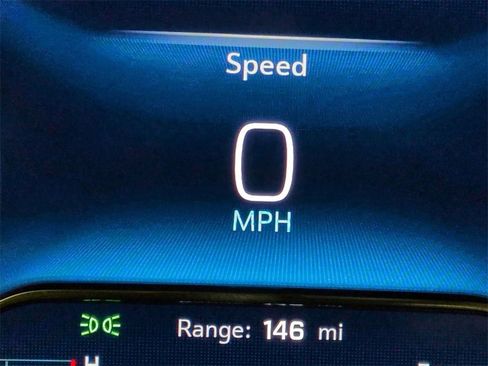 Used 2024 Chevrolet Tahoe Z71 w/ Luxury Package image 12