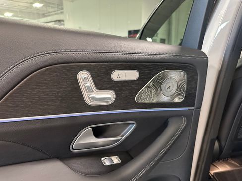 Used 2024 Mercedes-Benz GLE 450 4MATIC image 39