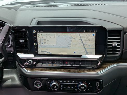 Used 2022 GMC Sierra 1500 SLE AWD/4WD image 19