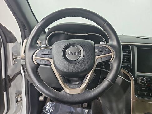 Used 2016 Jeep Grand Cherokee Limited AWD/4WD image 15