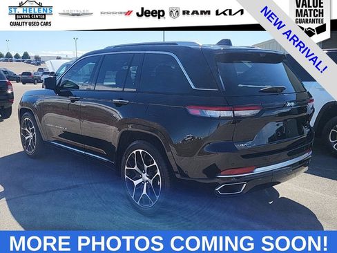 Used 2022 Jeep Grand Cherokee Summit AWD/4WD image 5