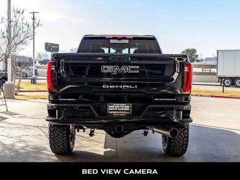 Used 2025 GMC Sierra 2500 Denali Ultimate image 8