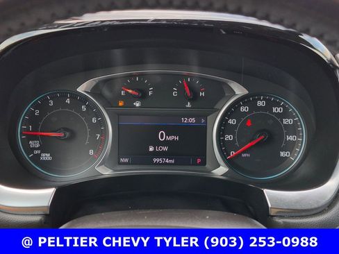 Used 2021 Chevrolet Traverse LT FWD image 18