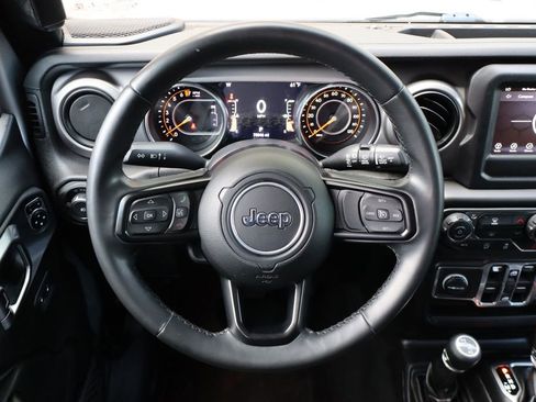 Used 2018 Jeep Wrangler Unlimited Sport S AWD/4WD image 19