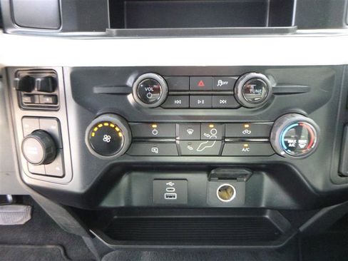 Used 2025 Ford F250 XLT w/ FX4 Off-Road Package AWD/4WD image 14