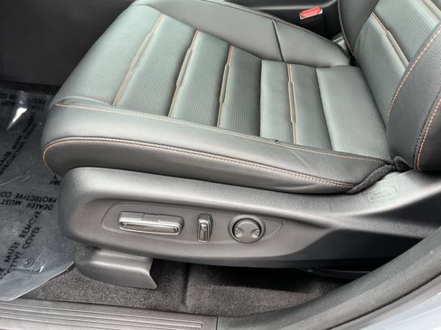 Used 2025 Honda CR-V Sport-L image 18