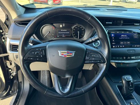 Used 2019 Cadillac XT4 Luxury image 20