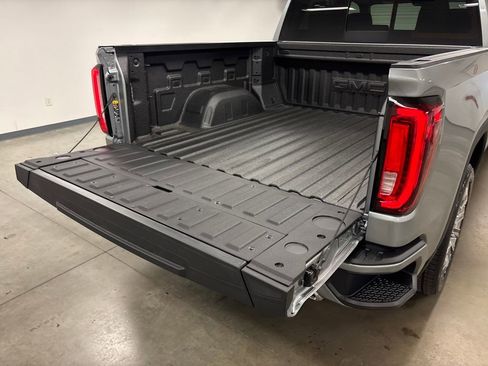 New 2026 GMC Sierra 1500 Denali w/ Denali Reserve Package image 17