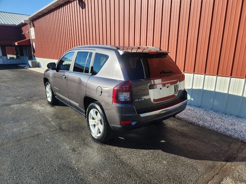 Used 2015 Jeep Compass High Altitude image 3