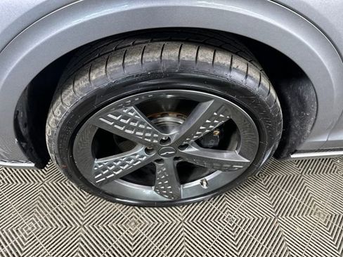 Used 2023 Genesis GV70 2.5T Sport Prestige w/ Sport Prestige Package image 10