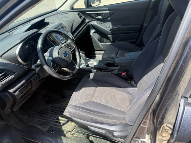 Used 2018 Subaru Crosstrek 2.0i Premium w/ Popular Package #2 AWD/4WD image 2