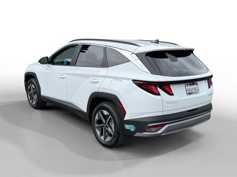 Certified 2025 Hyundai Tucson SEL image 3