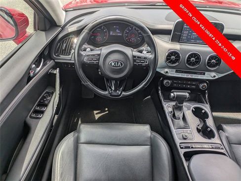 Used 2019 Kia Stinger Base image 16
