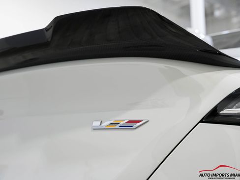 Used 2022 Cadillac CT4 V Blackwing w/ Carbon Fiber 1 Package image 27