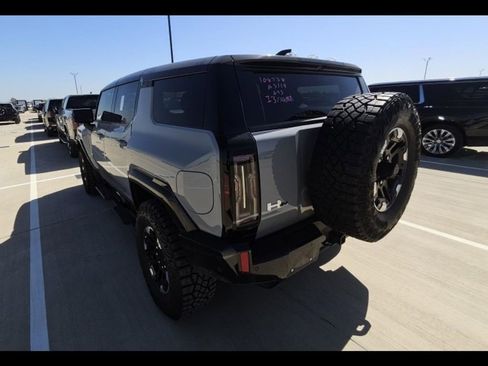 Certified 2024 GMC Hummer EV 3X w/ Extreme Off-Road Package AWD/4WD image 4
