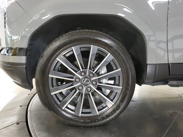 Used 2026 Lexus GX 550 AWD/4WD image 30