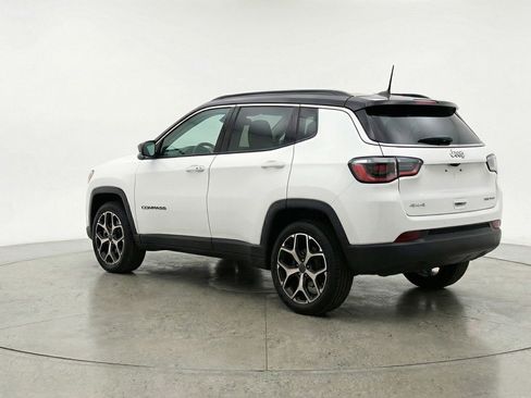 Used 2025 Jeep Compass Limited AWD/4WD image 6