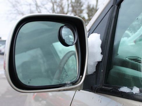 Used 2005 Toyota Sienna XLE image 8