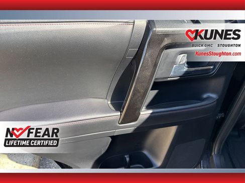 Used 2024 Toyota 4Runner TRD Off-Road Premium image 37