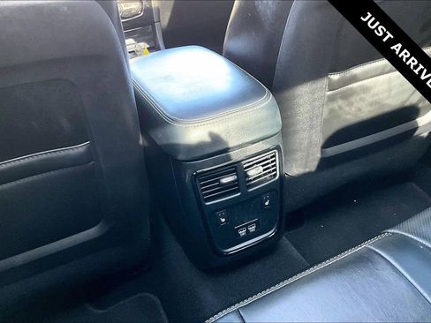 Used 2023 Chrysler 300 S w/ Comfort Group image 10