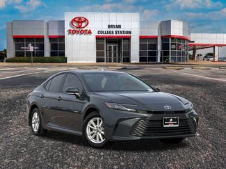 Used 2025 Toyota Camry LE video 1