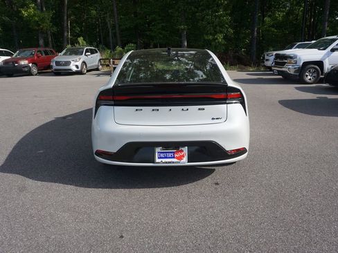 Used 2026 Toyota Prius image 22