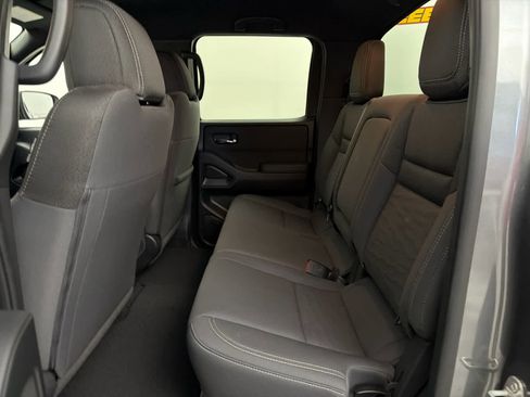 Certified 2023 Nissan Frontier SV w/ Midnight Edition Package RWD image 16