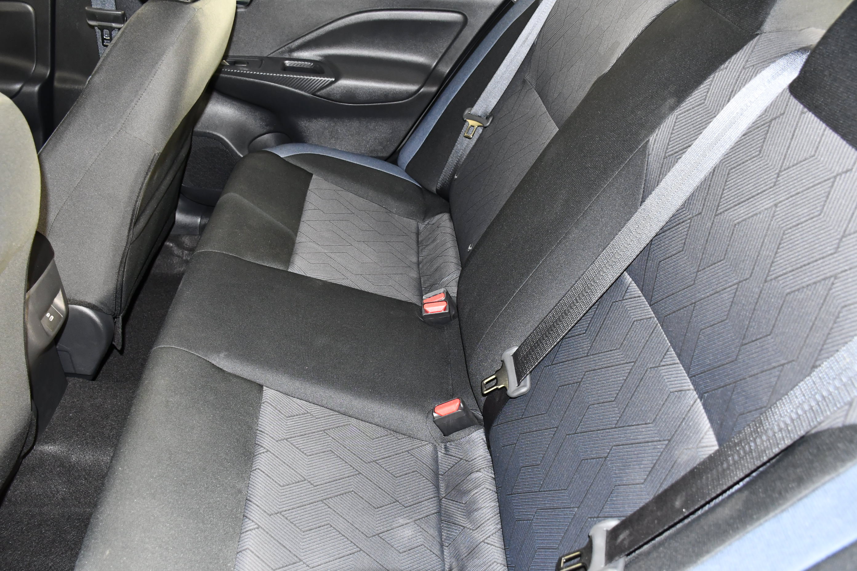 Used 2025 Nissan Versa SV w/ Trunk Package FWD image 45