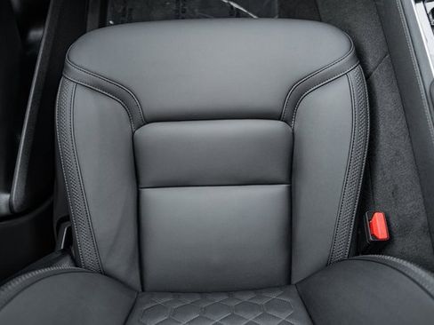 Used 2025 Volvo XC90 T8 Plus w/ Protection Package Premier image 30