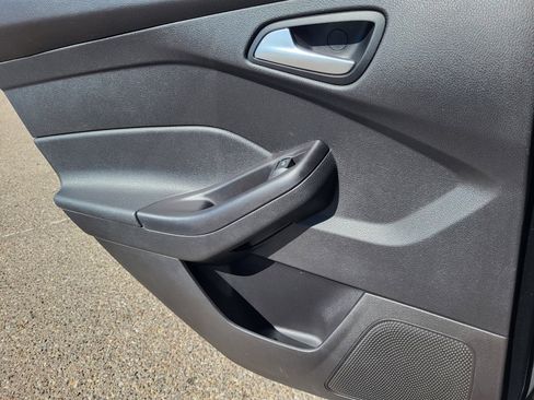 Used 2014 Ford Focus SE image 19