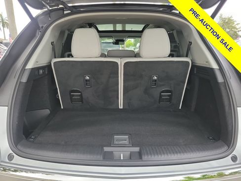 Certified 2026 Acura MDX w/ Technology Package FWD image 8