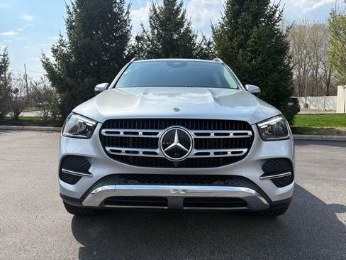 Used 2024 Mercedes-Benz GLE 450e 4MATIC image 11