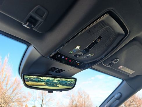 New 2026 Cadillac Lyriq Premium Luxury image 33