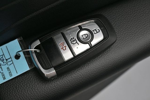 Used 2025 Ford Escape ST-Line FWD image 37