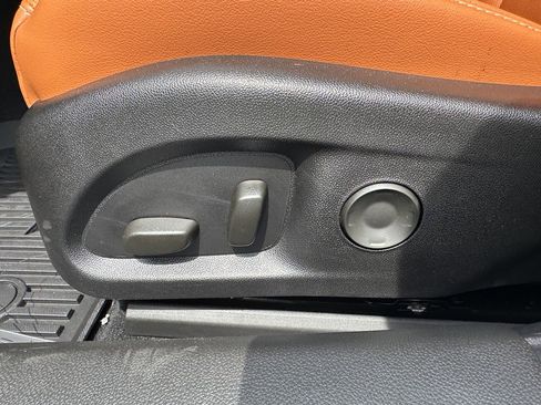 New 2025 Cadillac CT4 Premium Luxury image 17