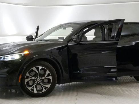 New 2023 Ford Mustang Mach-E Premium image 12