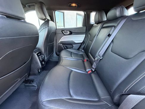Used 2025 Jeep Compass Limited AWD/4WD image 25