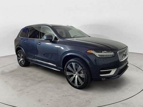 Used 2025 Volvo XC90 B6 Plus w/ Protection Package Premier AWD/4WD image 7