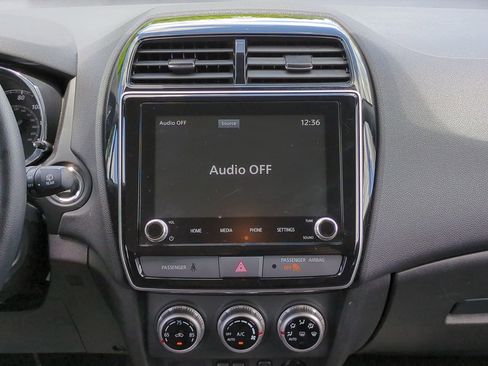 Used 2025 Mitsubishi Outlander Sport SE AWD/4WD image 18