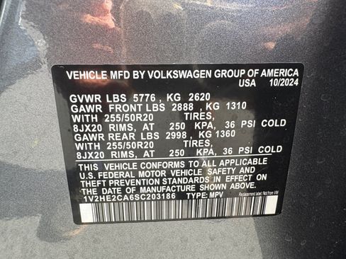 Used 2025 Volkswagen Atlas Cross Sport SE AWD/4WD image 18
