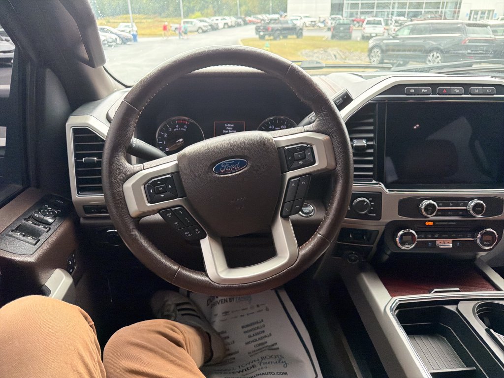 Used 2022 Ford F250 King Ranch w/ King Ranch Ultimate Package AWD/4WD image 16