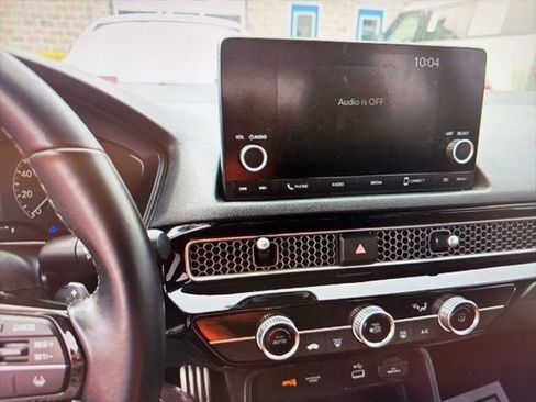 Used 2024 Honda Civic Sport image 10