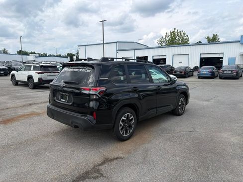 Used 2026 Subaru Forester Premium AWD/4WD image 6