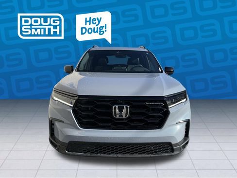 Used 2025 Honda Pilot Black Edition image 6